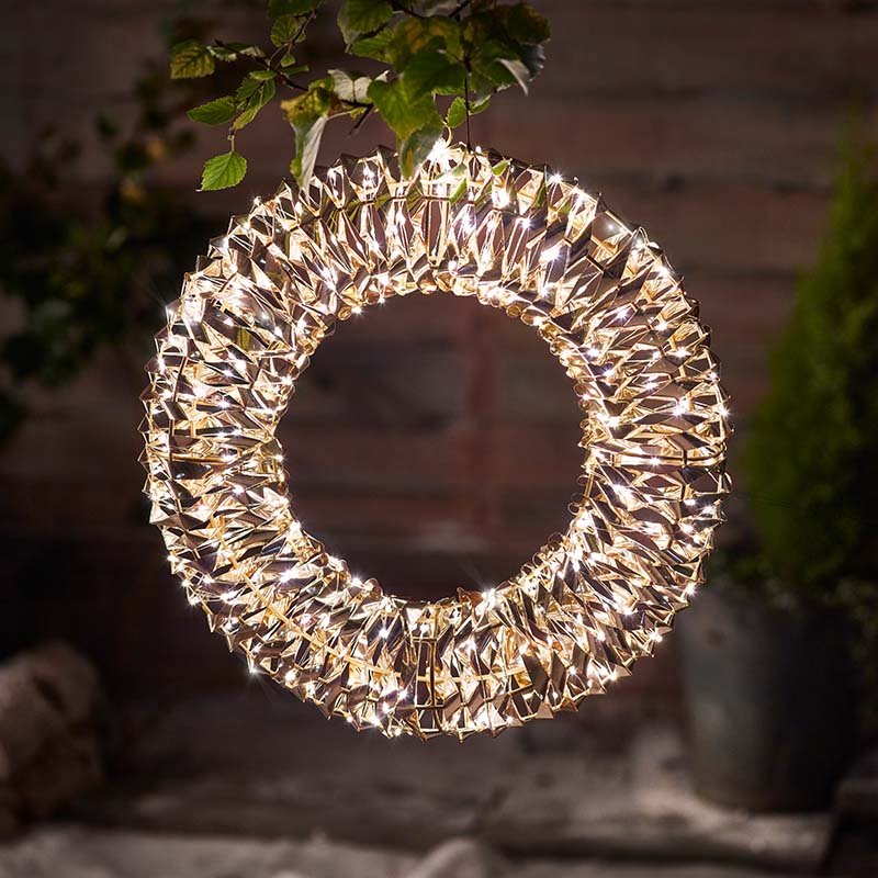 Dazzling Goldtwist Wreath - 40cm