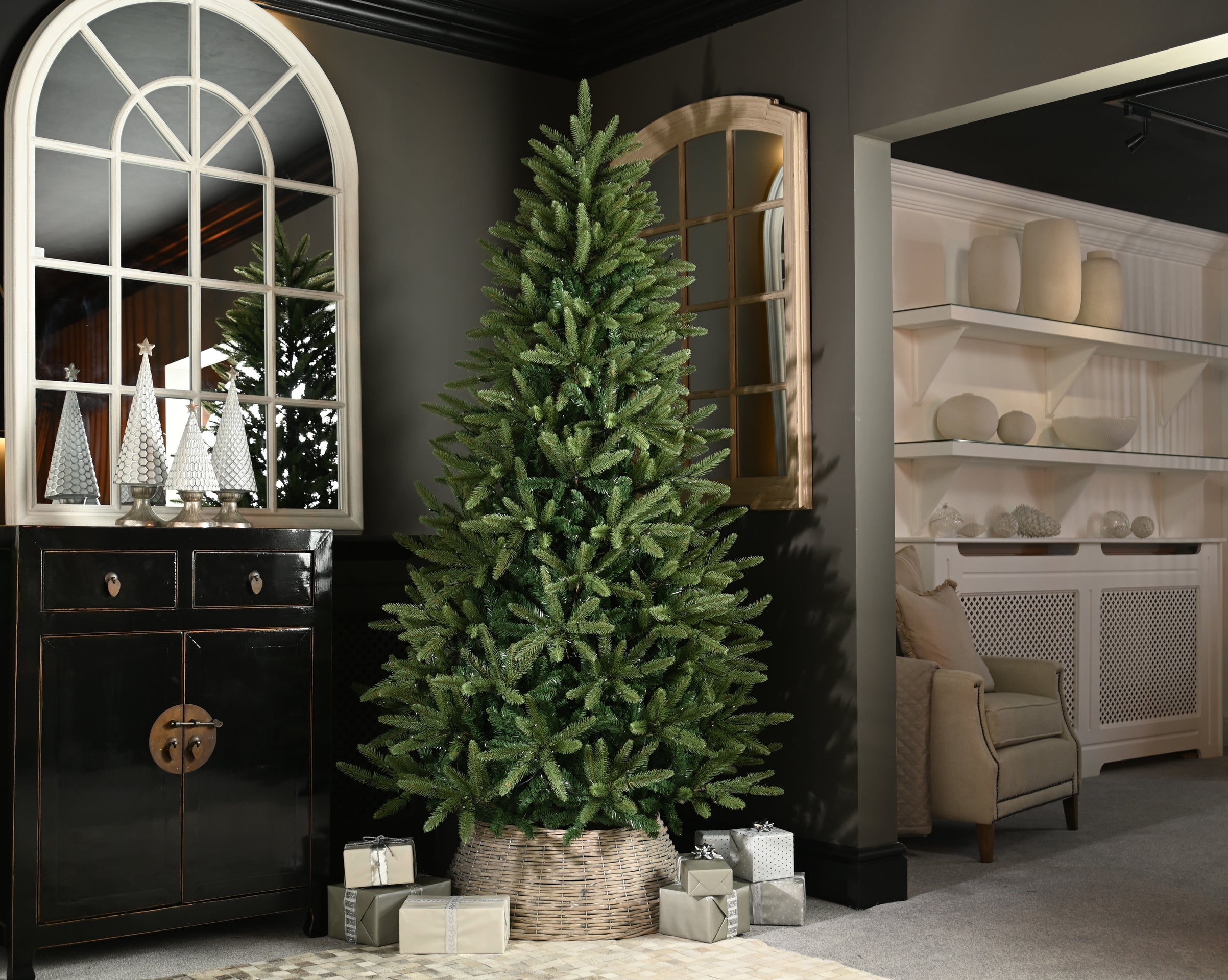 Festive Raemoir Pine Tree - 7 Foot