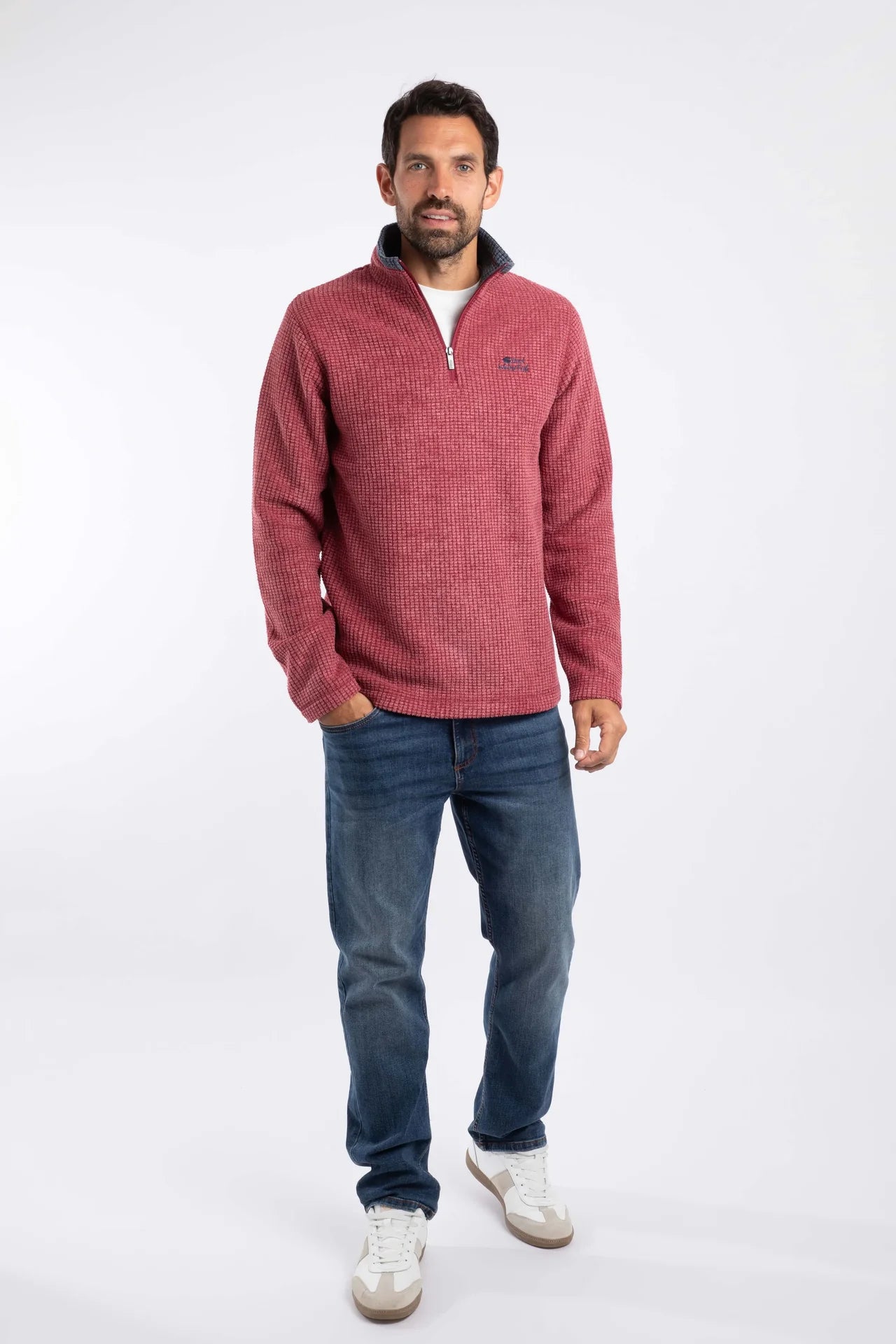 Weird Fish Newark Men's 1/4 Zip Fleece - Rhubarb