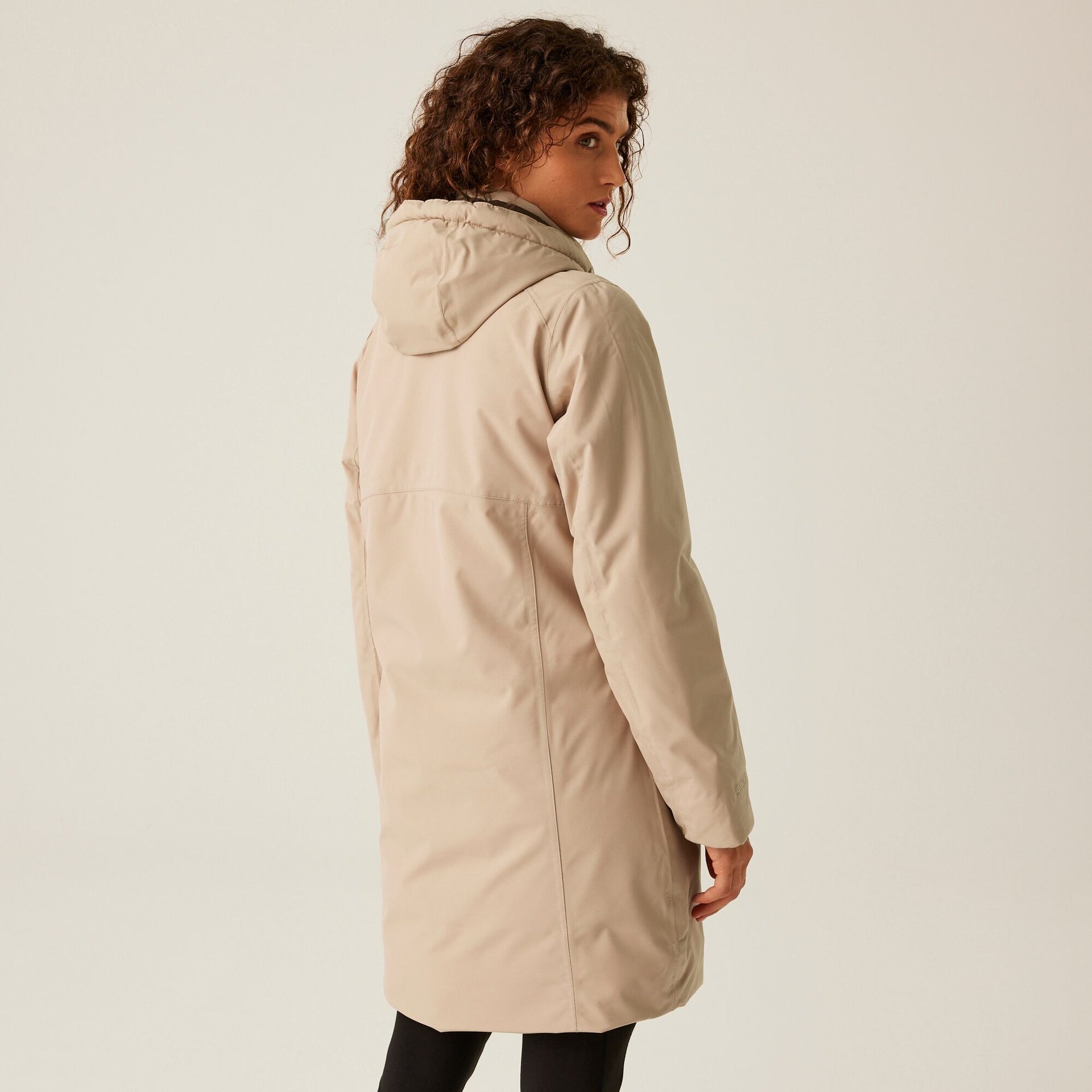 Regatta Women's Yewbank IV Waterproof Jacket - Warm Taupe Bueno